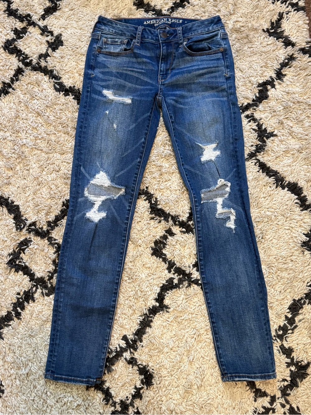 AMERICAN EAGLE Distressed Skinny Jeans - Blue